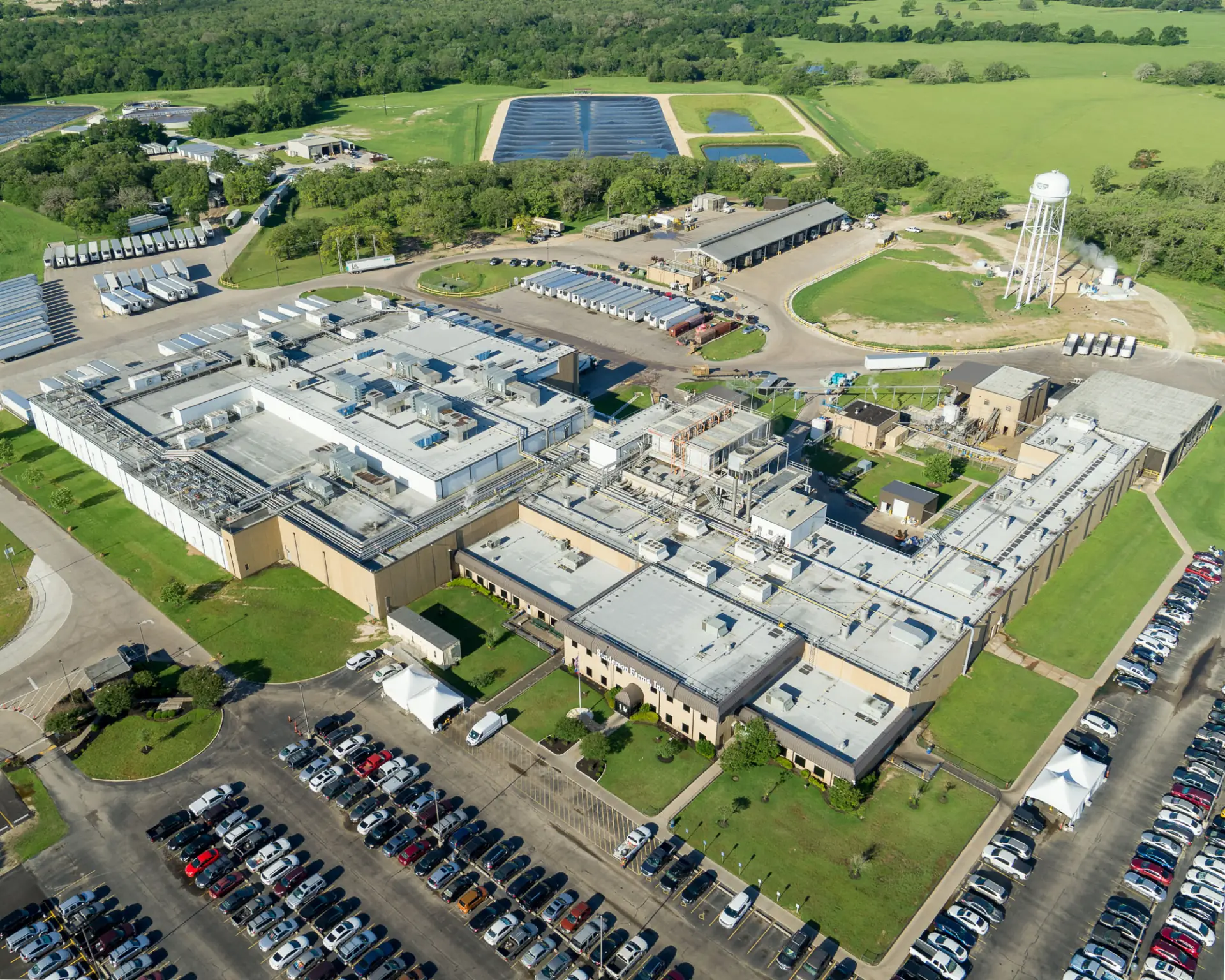 Sanderson Farms Plant roofing - view 4